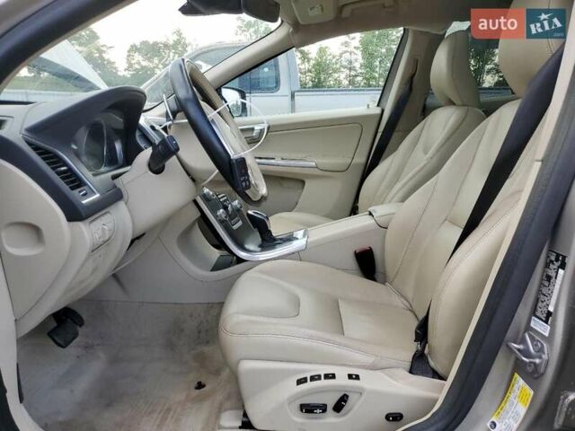 Бежевий Вольво ХС60, об'ємом двигуна 2.95 л та пробігом 93 тис. км за 3000 $, фото 6 на Automoto.ua