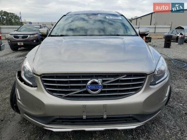 Бежевий Вольво ХС60, об'ємом двигуна 2.95 л та пробігом 93 тис. км за 3000 $, фото 4 на Automoto.ua
