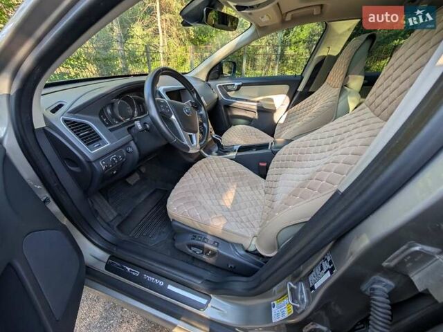 Бежевый Вольво ХС60, объемом двигателя 2.5 л и пробегом 145 тыс. км за 16500 $, фото 11 на Automoto.ua