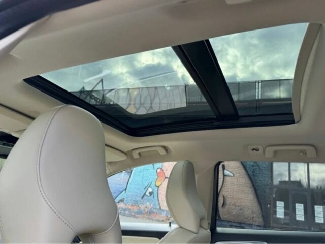 Бежевый Вольво ХС60, объемом двигателя 2 л и пробегом 210 тыс. км за 16500 $, фото 1 на Automoto.ua