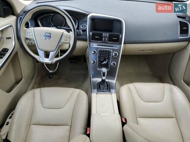 Бежевий Вольво ХС60, об'ємом двигуна 2.95 л та пробігом 93 тис. км за 3000 $, фото 7 на Automoto.ua