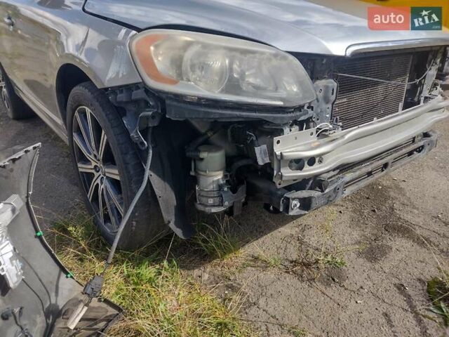 Бежевый Вольво ХС60, объемом двигателя 1.97 л и пробегом 147 тыс. км за 9900 $, фото 8 на Automoto.ua