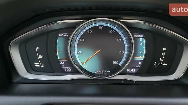 Бежевий Вольво ХС60, об'ємом двигуна 1.97 л та пробігом 256 тис. км за 14900 $, фото 58 на Automoto.ua