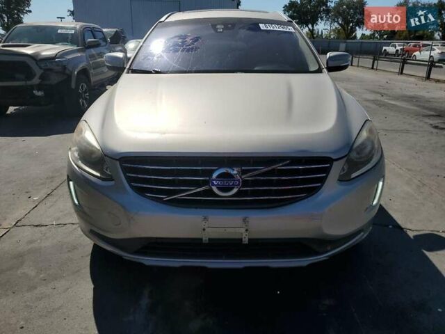 Бежевый Вольво ХС60, объемом двигателя 1.97 л и пробегом 109 тыс. км за 2000 $, фото 4 на Automoto.ua