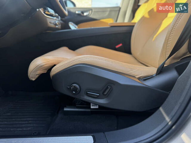 Бежевый Вольво ХС60, объемом двигателя 2 л и пробегом 6 тыс. км за 55000 $, фото 21 на Automoto.ua