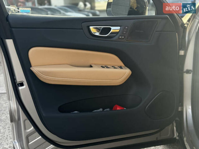 Бежевый Вольво ХС60, объемом двигателя 2 л и пробегом 6 тыс. км за 55000 $, фото 22 на Automoto.ua