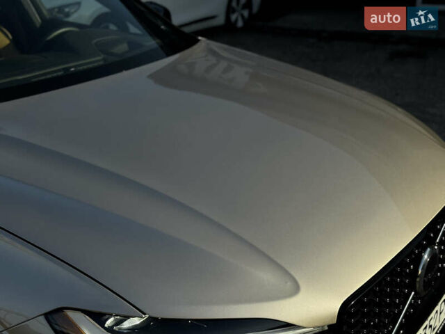 Бежевый Вольво ХС60, объемом двигателя 2 л и пробегом 6 тыс. км за 55000 $, фото 17 на Automoto.ua