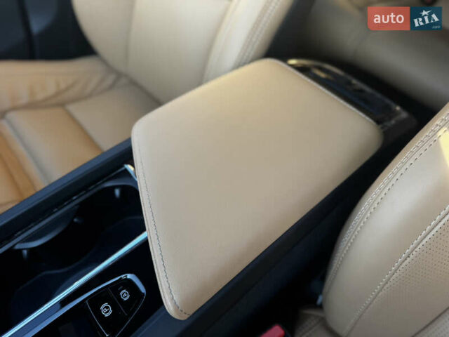 Бежевый Вольво ХС60, объемом двигателя 2 л и пробегом 6 тыс. км за 55000 $, фото 39 на Automoto.ua