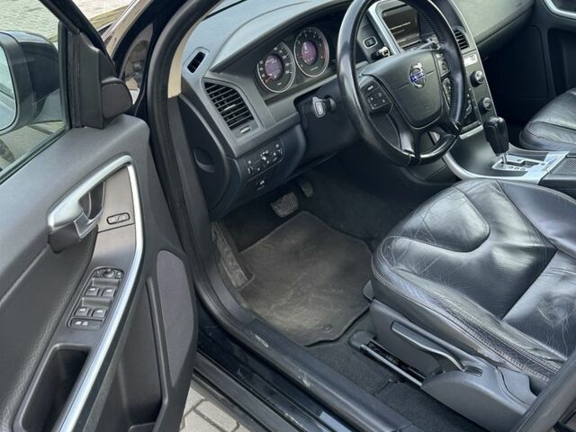 Чорний Вольво ХС60, об'ємом двигуна 2 л та пробігом 300 тис. км за 5999 $, фото 12 на Automoto.ua