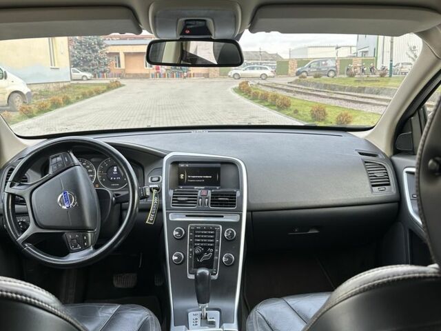 Чорний Вольво ХС60, об'ємом двигуна 2 л та пробігом 300 тис. км за 5999 $, фото 14 на Automoto.ua