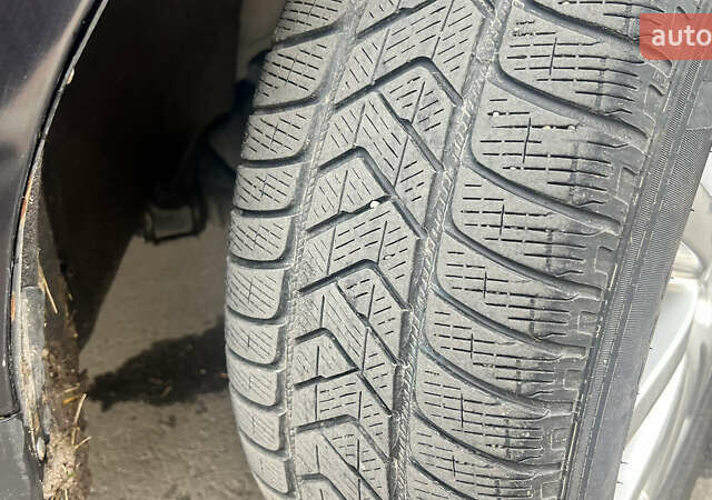 Черный Вольво ХС60, объемом двигателя 2.4 л и пробегом 290 тыс. км за 13999 $, фото 35 на Automoto.ua