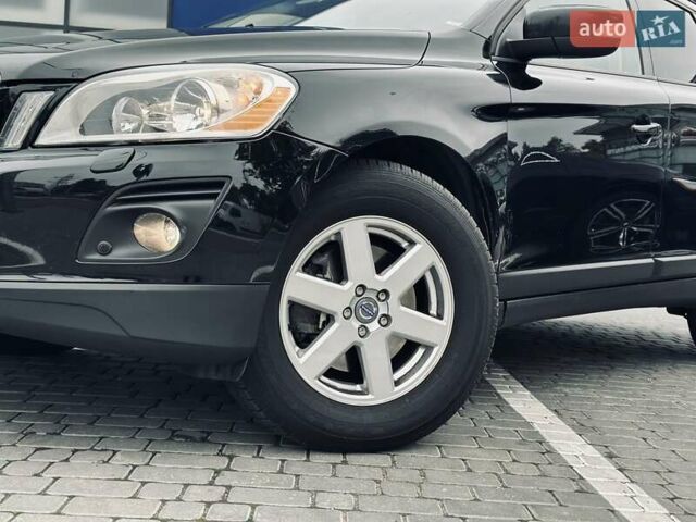 Чорний Вольво ХС60, об'ємом двигуна 2.4 л та пробігом 265 тис. км за 13700 $, фото 4 на Automoto.ua
