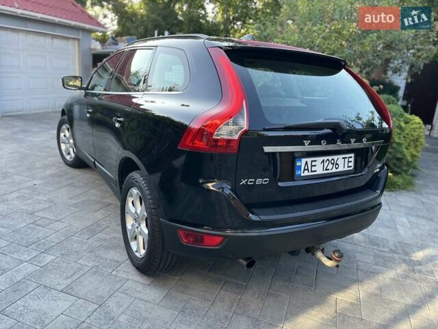 Чорний Вольво ХС60, об'ємом двигуна 2.4 л та пробігом 425 тис. км за 13000 $, фото 30 на Automoto.ua