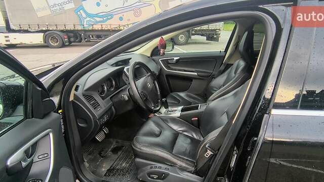 Черный Вольво ХС60, объемом двигателя 3 л и пробегом 280 тыс. км за 12000 $, фото 13 на Automoto.ua