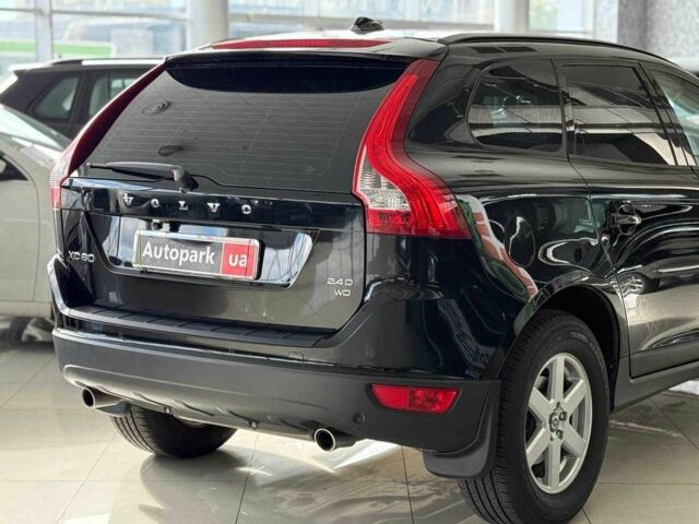 Черный Вольво ХС60, объемом двигателя 2.4 л и пробегом 260 тыс. км за 10000 $, фото 7 на Automoto.ua