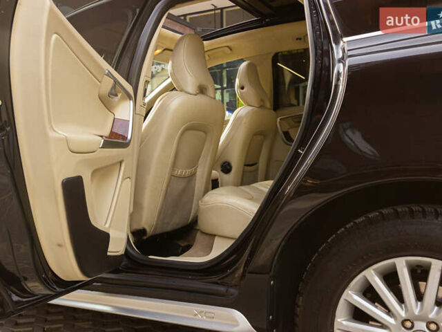 Чорний Вольво ХС60, об'ємом двигуна 2.4 л та пробігом 200 тис. км за 12300 $, фото 23 на Automoto.ua