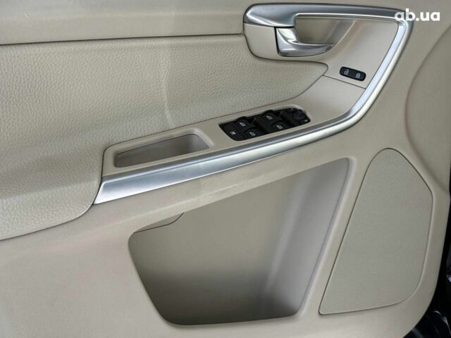 Вольво ХС60 2009 в Одессе на Automoto.ua Черный Вольво ХС60, объемом двигателя 2.4 л и пробегом 260 тыс. км за 14190 $, фото 10 на Automoto.ua