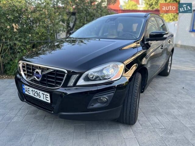 Чорний Вольво ХС60, об'ємом двигуна 2.4 л та пробігом 425 тис. км за 13000 $, фото 18 на Automoto.ua