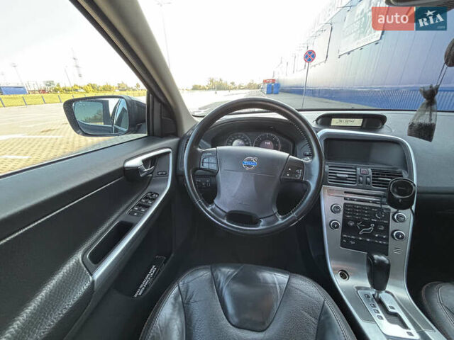 Черный Вольво ХС60, объемом двигателя 2.4 л и пробегом 160 тыс. км за 15500 $, фото 12 на Automoto.ua