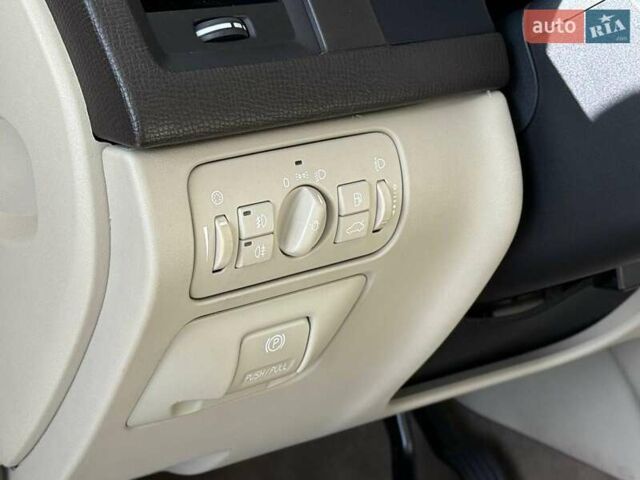 Вольво ХС60 2009 в Одессе на Automoto.ua Черный Вольво ХС60, объемом двигателя 2.4 л и пробегом 260 тыс. км за 14190 $, фото 11 на Automoto.ua