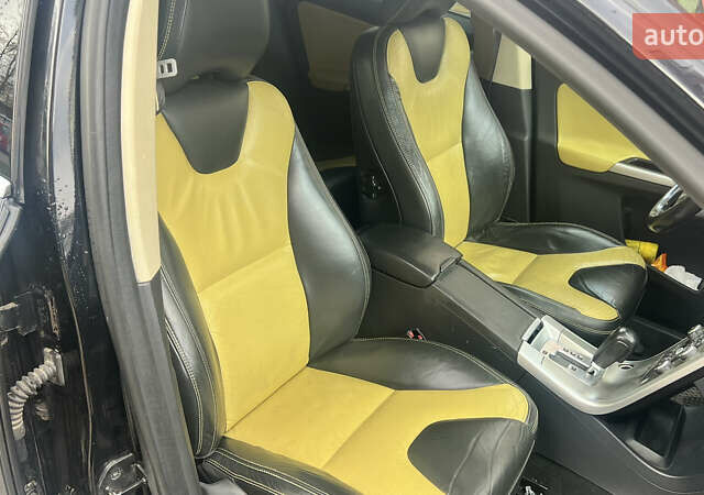 Черный Вольво ХС60, объемом двигателя 2.4 л и пробегом 290 тыс. км за 13999 $, фото 19 на Automoto.ua