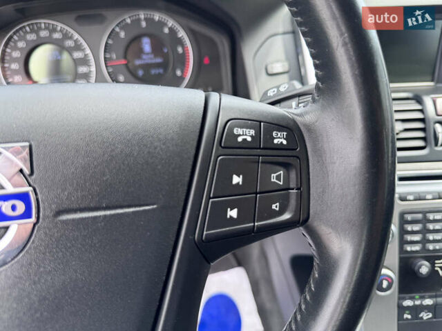 Черный Вольво ХС60, объемом двигателя 2.4 л и пробегом 254 тыс. км за 16400 $, фото 49 на Automoto.ua