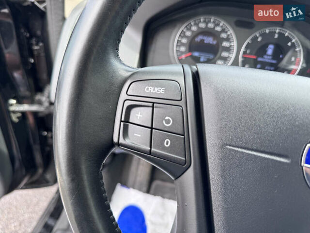 Черный Вольво ХС60, объемом двигателя 2.4 л и пробегом 254 тыс. км за 16400 $, фото 50 на Automoto.ua