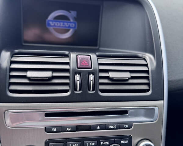 Черный Вольво ХС60, объемом двигателя 2.4 л и пробегом 254 тыс. км за 16400 $, фото 40 на Automoto.ua