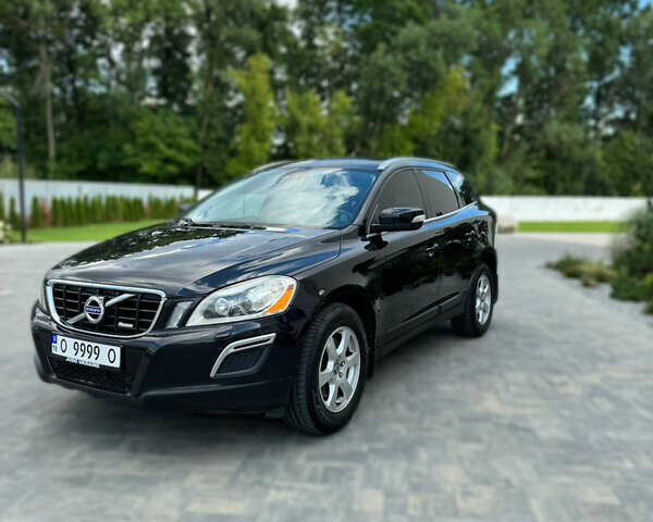 Черный Вольво ХС60, объемом двигателя 2.4 л и пробегом 308 тыс. км за 13700 $, фото 2 на Automoto.ua