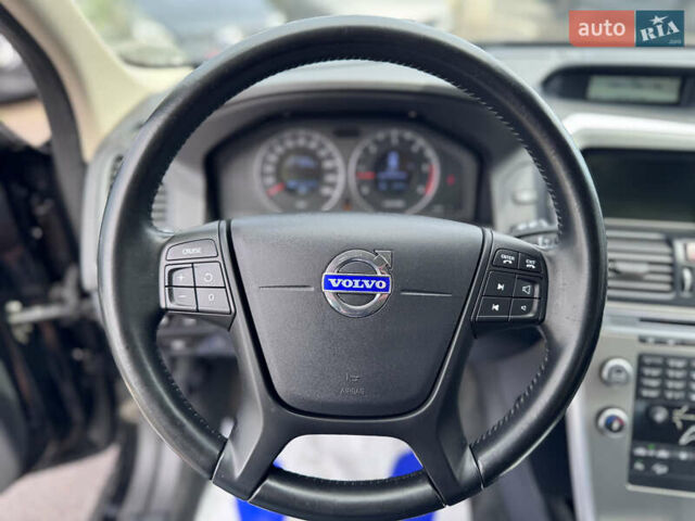 Черный Вольво ХС60, объемом двигателя 2.4 л и пробегом 254 тыс. км за 16400 $, фото 47 на Automoto.ua