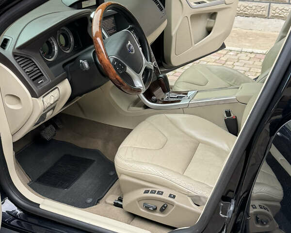 Черный Вольво ХС60, объемом двигателя 2.4 л и пробегом 310 тыс. км за 14900 $, фото 12 на Automoto.ua