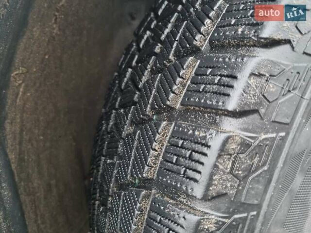 Черный Вольво ХС60, объемом двигателя 2.95 л и пробегом 125 тыс. км за 12200 $, фото 17 на Automoto.ua