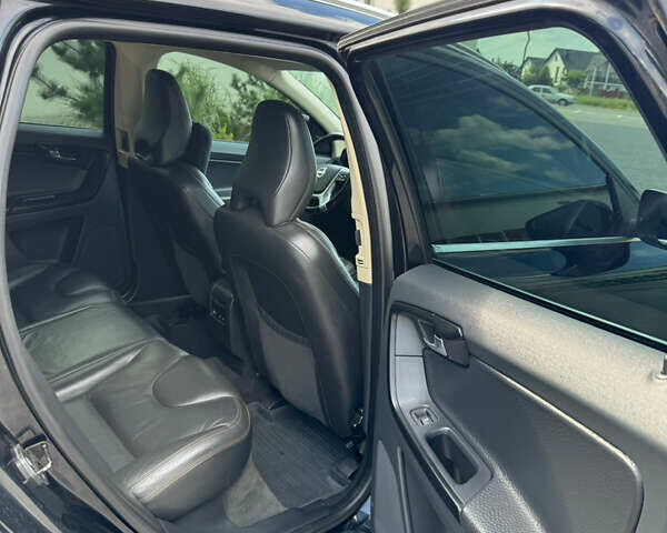 Черный Вольво ХС60, объемом двигателя 2.4 л и пробегом 308 тыс. км за 13700 $, фото 14 на Automoto.ua