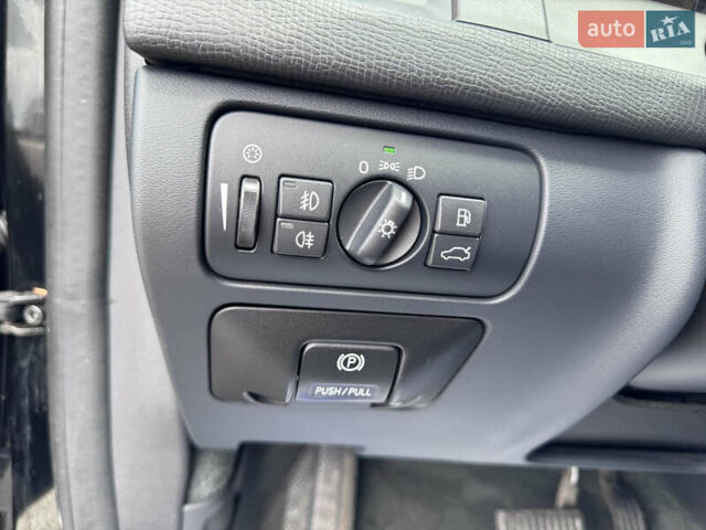 Черный Вольво ХС60, объемом двигателя 2.4 л и пробегом 254 тыс. км за 16400 $, фото 53 на Automoto.ua