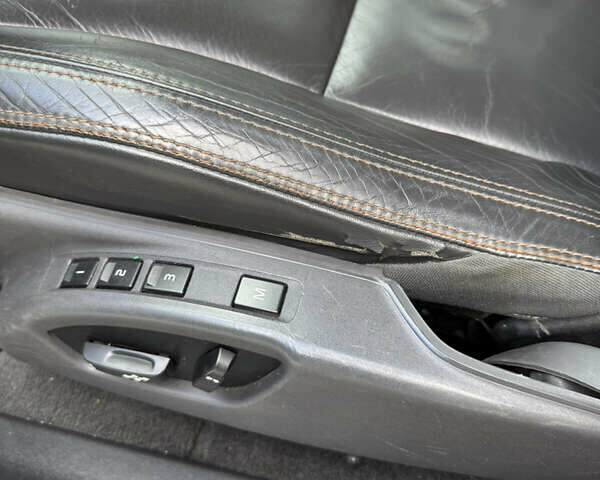 Черный Вольво ХС60, объемом двигателя 2.4 л и пробегом 308 тыс. км за 13700 $, фото 15 на Automoto.ua