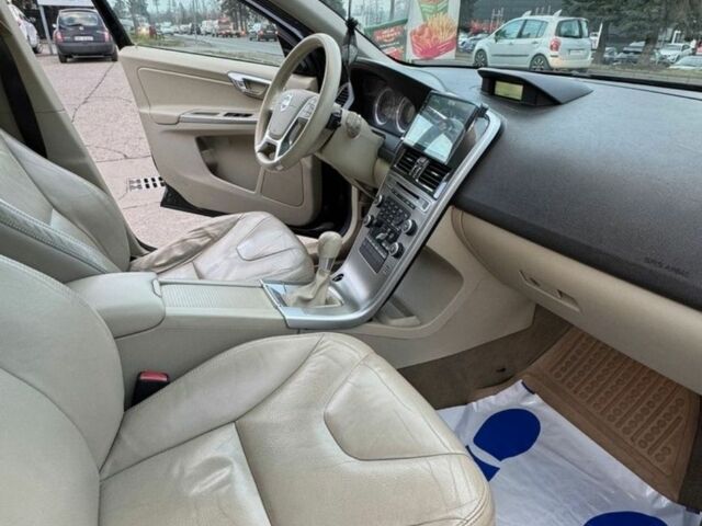 Черный Вольво ХС60, объемом двигателя 2.4 л и пробегом 245 тыс. км за 3700 $, фото 9 на Automoto.ua