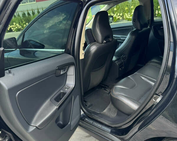 Черный Вольво ХС60, объемом двигателя 2.4 л и пробегом 308 тыс. км за 13700 $, фото 8 на Automoto.ua