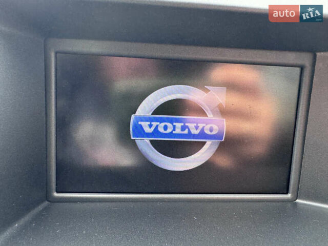 Черный Вольво ХС60, объемом двигателя 2.4 л и пробегом 254 тыс. км за 16400 $, фото 39 на Automoto.ua