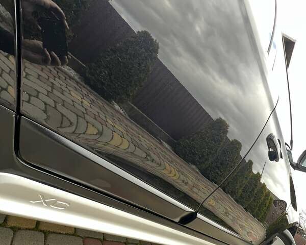 Чорний Вольво ХС60, об'ємом двигуна 0 л та пробігом 238 тис. км за 14950 $, фото 44 на Automoto.ua