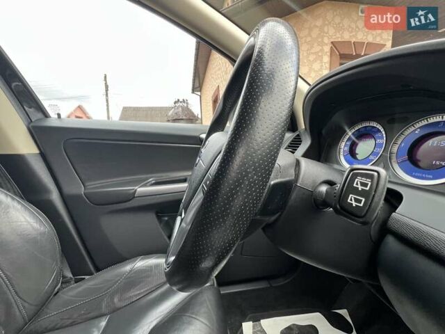 Чорний Вольво ХС60, об'ємом двигуна 0 л та пробігом 238 тис. км за 14950 $, фото 99 на Automoto.ua