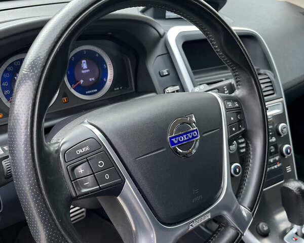 Черный Вольво ХС60, объемом двигателя 2.4 л и пробегом 241 тыс. км за 15450 $, фото 27 на Automoto.ua