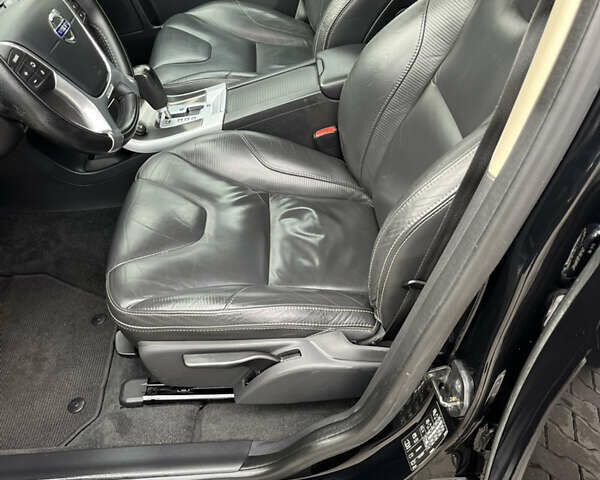 Черный Вольво ХС60, объемом двигателя 2.4 л и пробегом 241 тыс. км за 15450 $, фото 25 на Automoto.ua