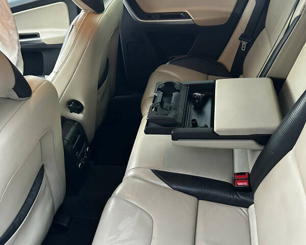 Черный Вольво ХС60, объемом двигателя 1.98 л и пробегом 216 тыс. км за 15000 $, фото 13 на Automoto.ua