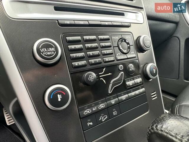 Чорний Вольво ХС60, об'ємом двигуна 0 л та пробігом 238 тис. км за 14950 $, фото 81 на Automoto.ua