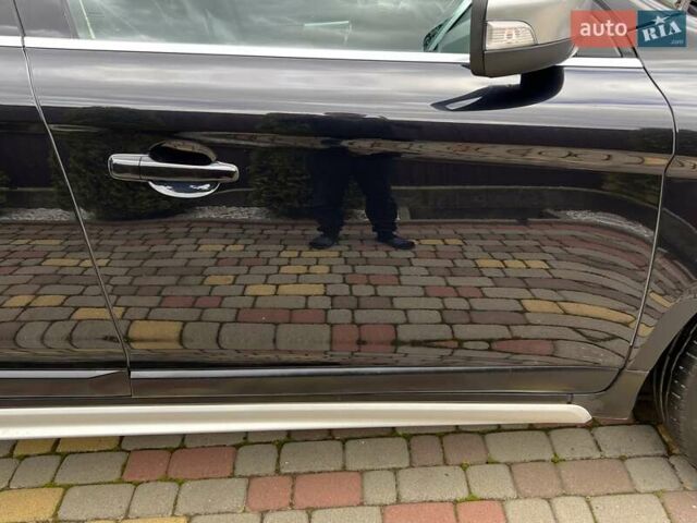 Чорний Вольво ХС60, об'ємом двигуна 0 л та пробігом 238 тис. км за 14950 $, фото 66 на Automoto.ua