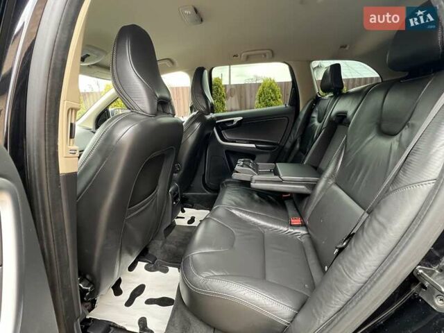 Чорний Вольво ХС60, об'ємом двигуна 0 л та пробігом 238 тис. км за 14950 $, фото 89 на Automoto.ua