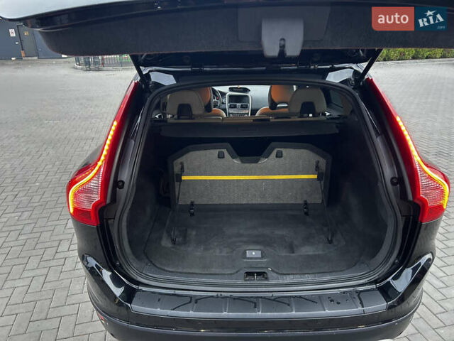 Черный Вольво ХС60, объемом двигателя 1.98 л и пробегом 216 тыс. км за 15000 $, фото 6 на Automoto.ua