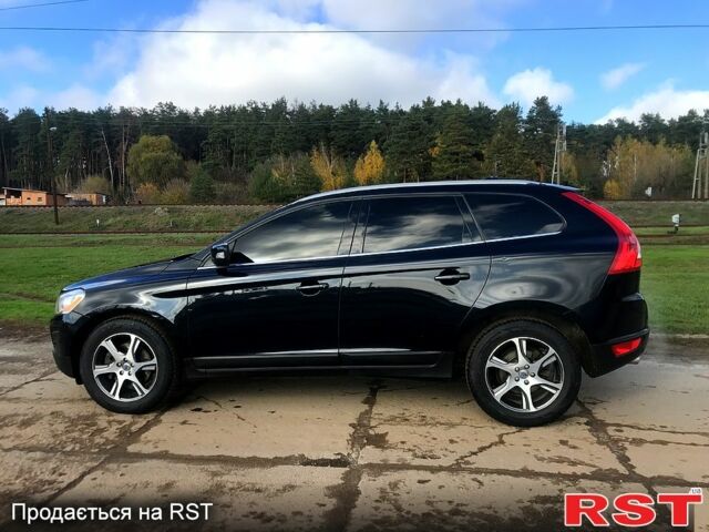 Чорний Вольво ХС60, об'ємом двигуна 2.4 л та пробігом 326 тис. км за 11500 $, фото 4 на Automoto.ua