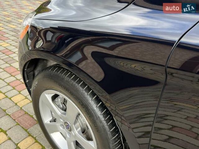 Чорний Вольво ХС60, об'ємом двигуна 0 л та пробігом 238 тис. км за 14950 $, фото 16 на Automoto.ua
