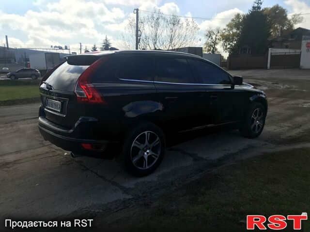 Чорний Вольво ХС60, об'ємом двигуна 2.4 л та пробігом 326 тис. км за 11500 $, фото 3 на Automoto.ua